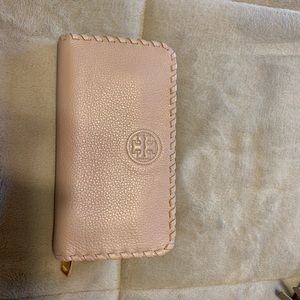Tory Burch wallet